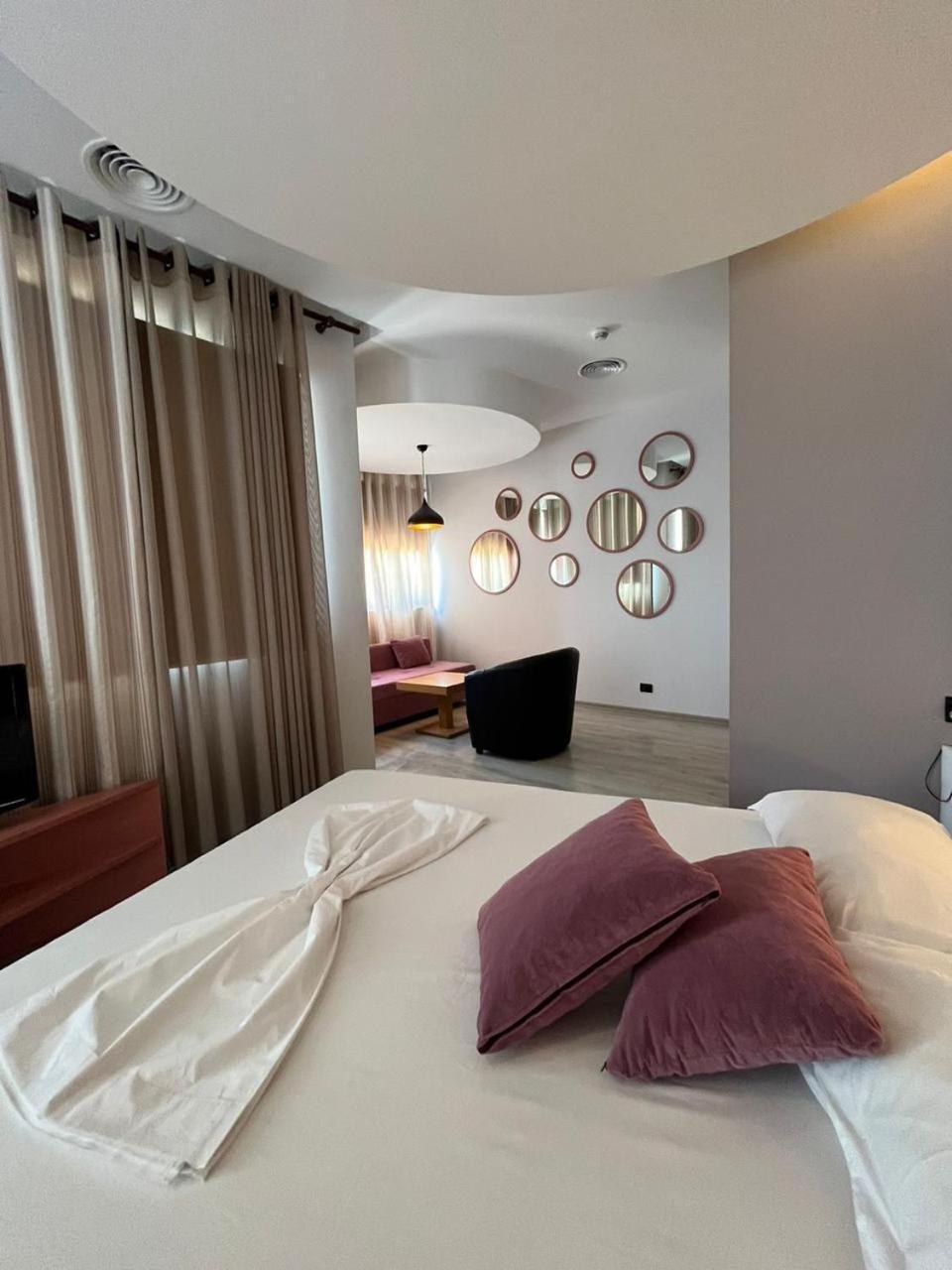 Icon Hotel Vlore Ngoại thất bức ảnh
