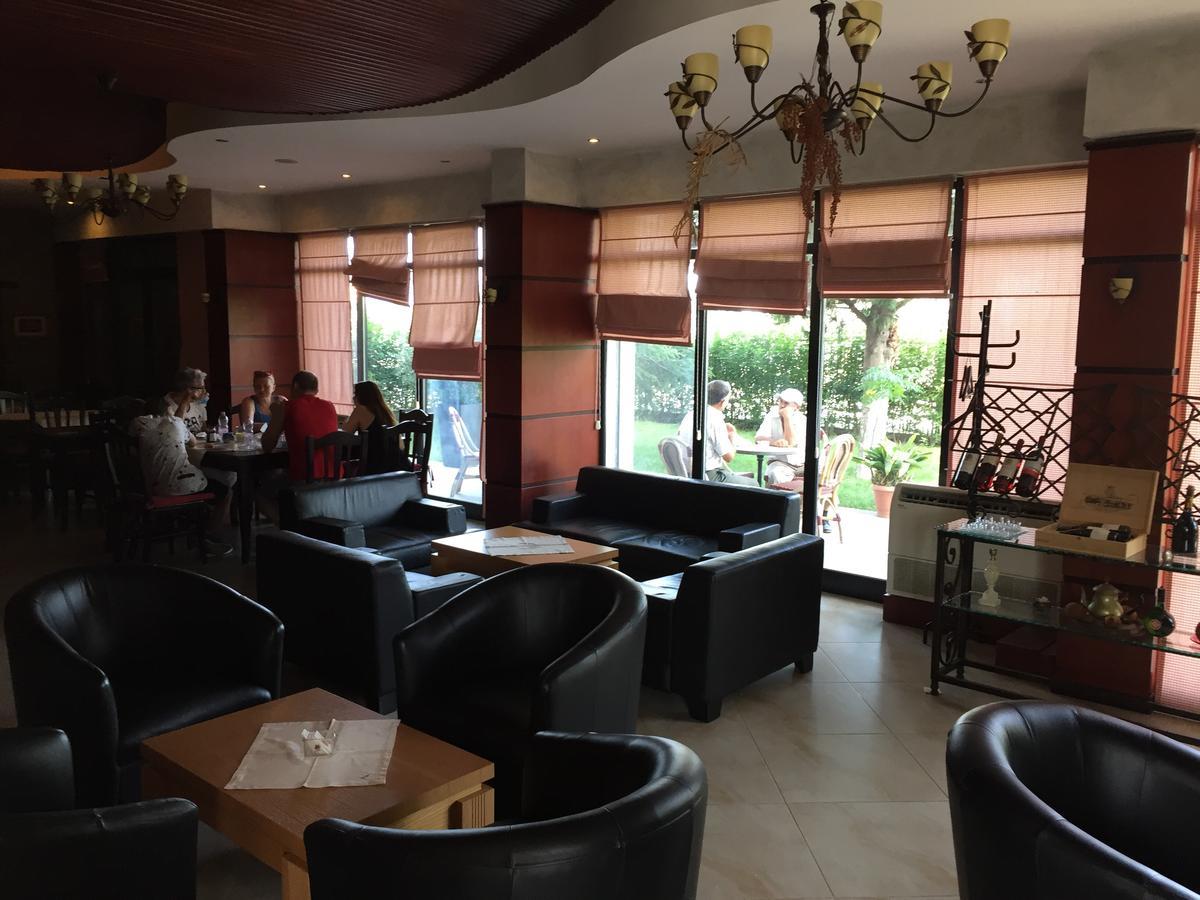 Icon Hotel Vlore Ngoại thất bức ảnh