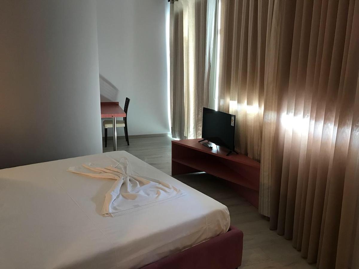 Icon Hotel Vlore Ngoại thất bức ảnh